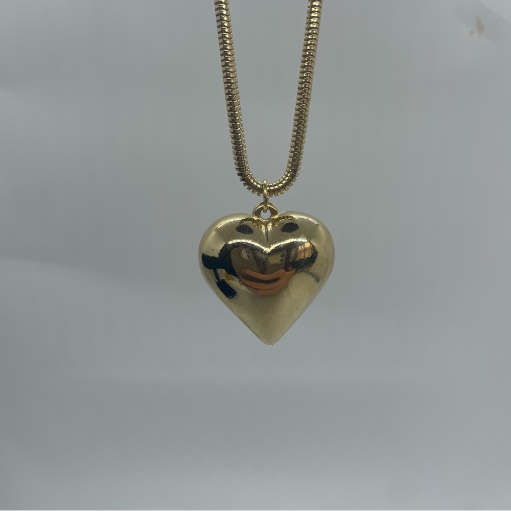 Gold Heart Pendant Necklace